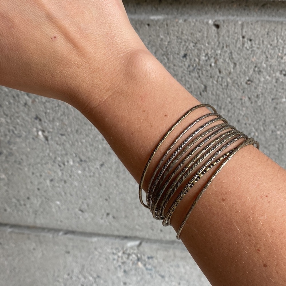 10 x Bangles
